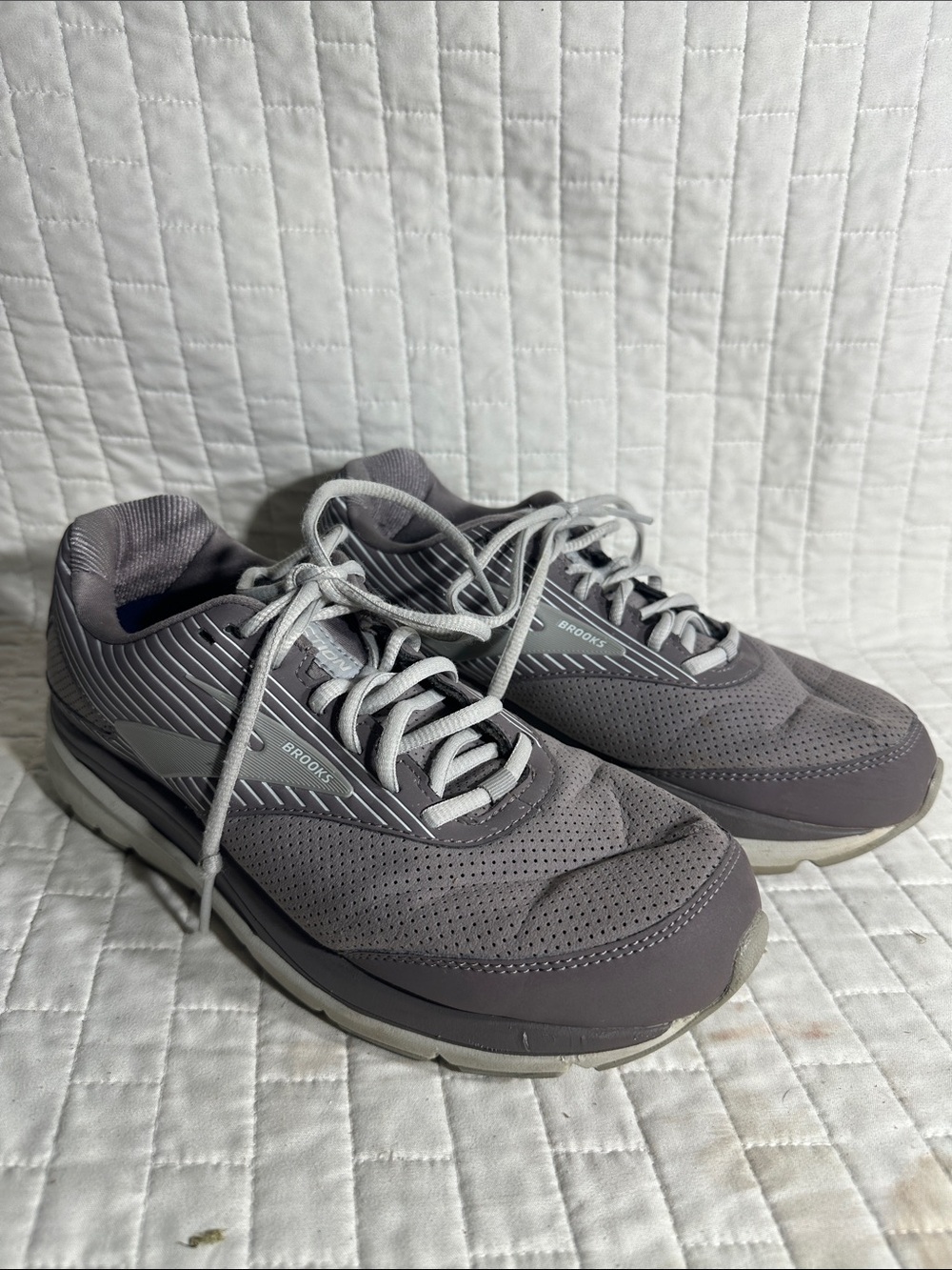 Brooks Addiction Walker Suede walking shoes Men’s Wide